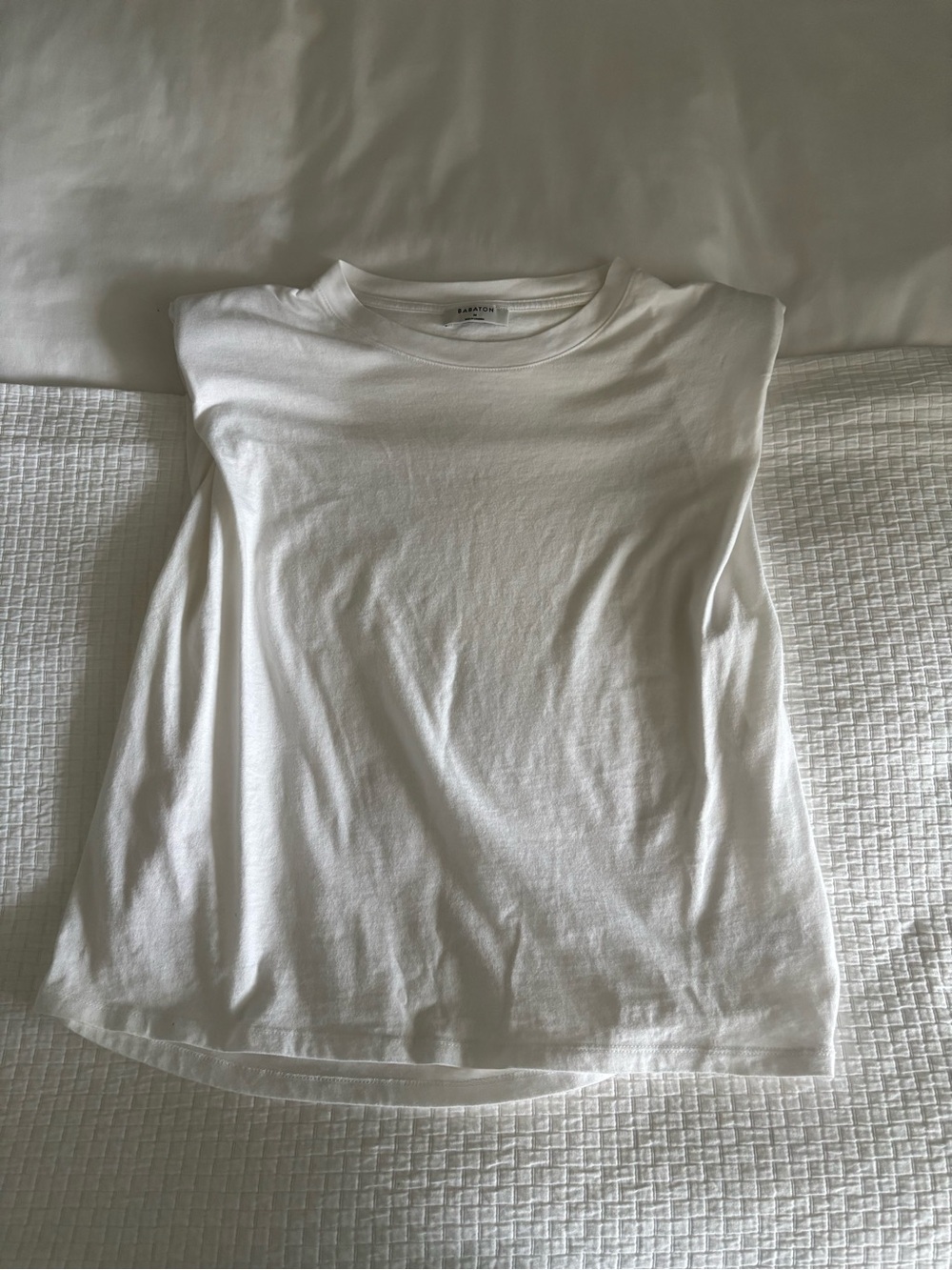 Babaton Shoulder Pad Tank